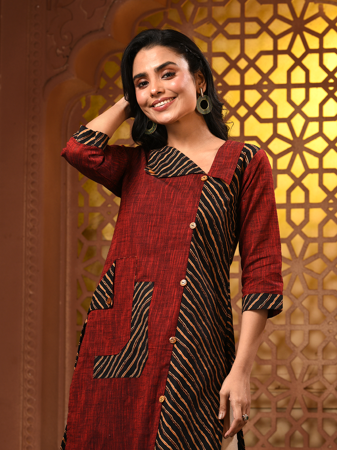 Maroon Cotton Printed Straight Kurta - Image 3