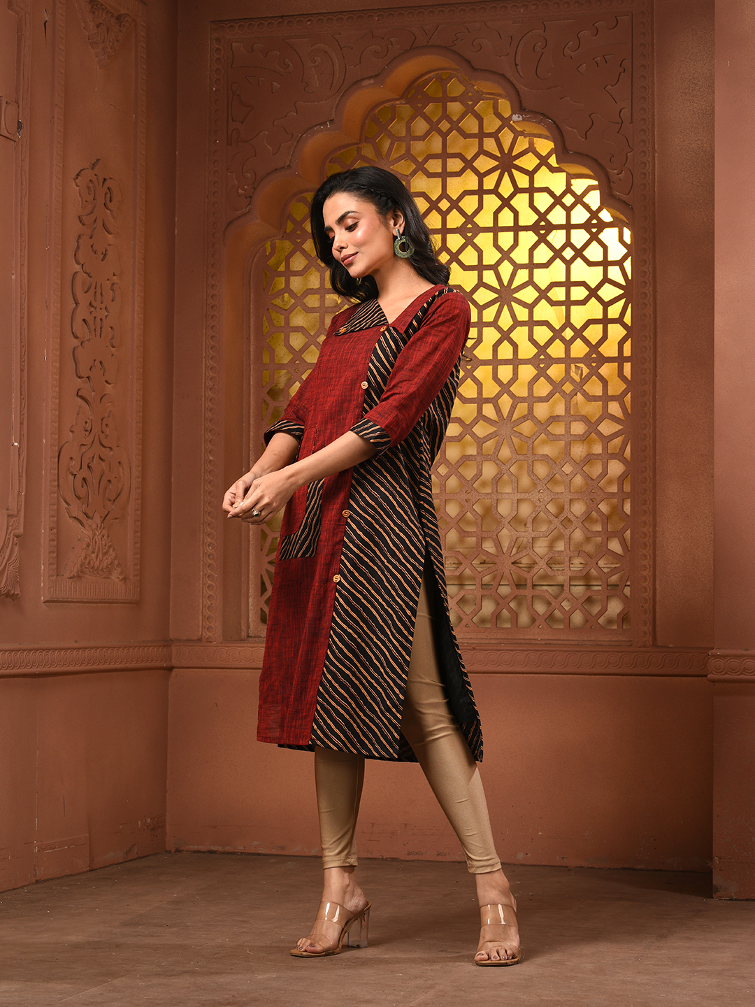 Maroon Cotton Printed Straight Kurta - Image 4