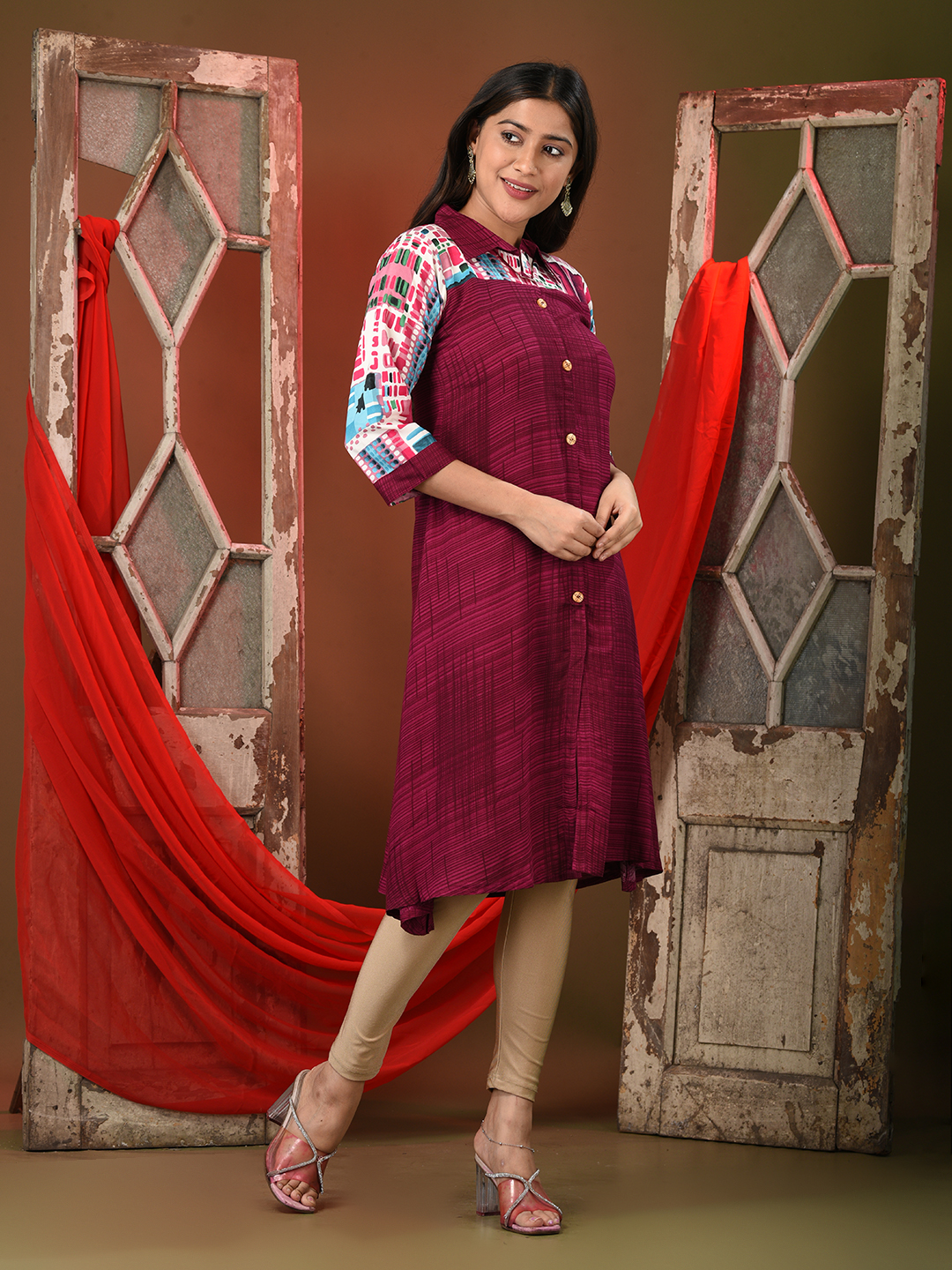 Magenta Rayon Solid A-line Kurta - Image 5