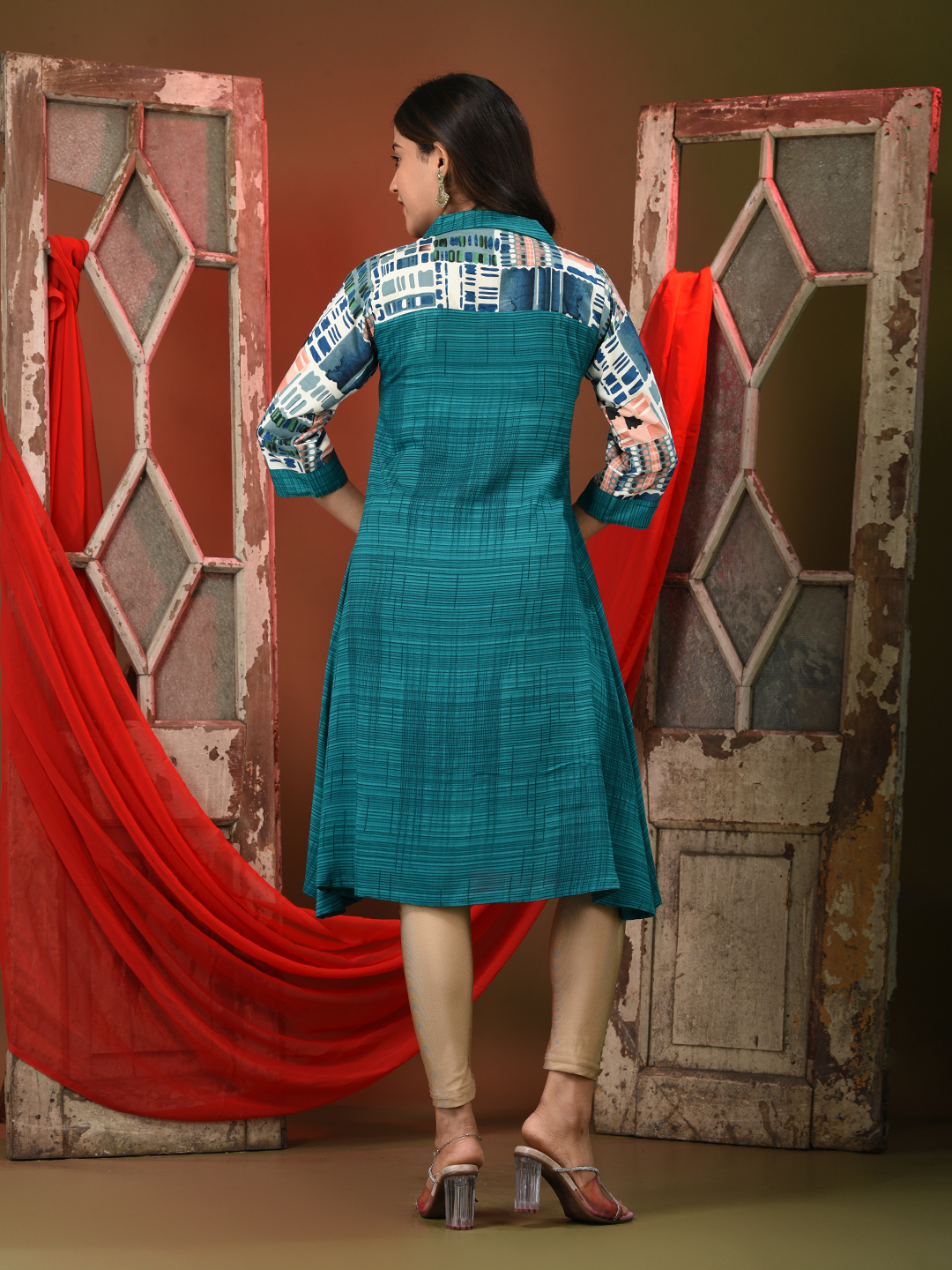 Turquoise Rayon Solid A-line Kurta - Image 6