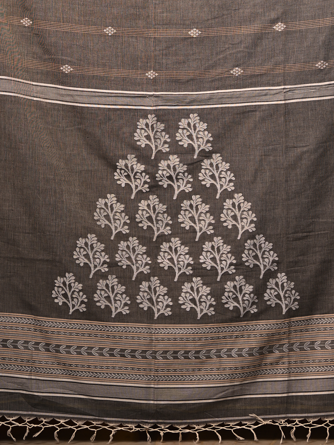 Floral Pure Cotton Saree - Image 7